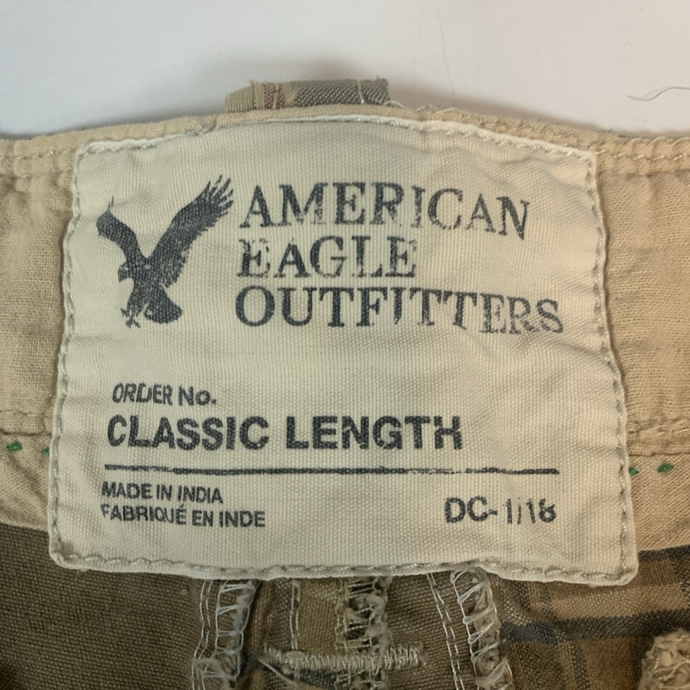 American Eagle Cargo Shorts 34 Plaid Patchwork 9.5" Classic Length Preppy Y2K - Picture 6 of 8